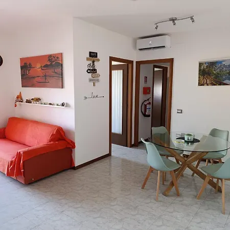 Trilocale In Via Delle Azzorre *